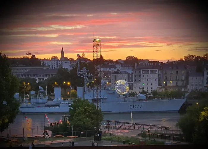 Vue Exeptionnelle Sur * Nantes